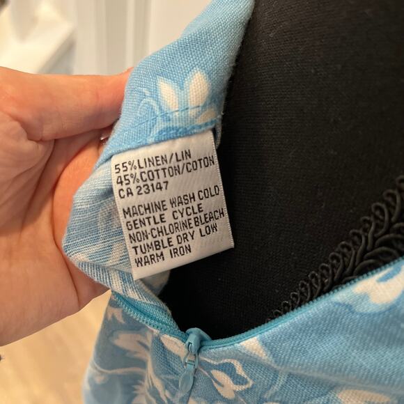 Vintage Talbots Irish Linen Blend Blue Floral Skirt Sz 4P Cottagecore Modest - Picture 3 of 5